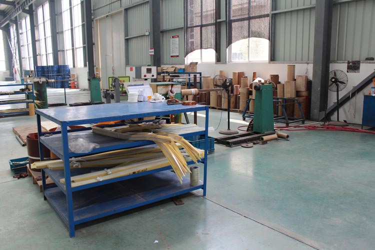 矿用变压器车间展示